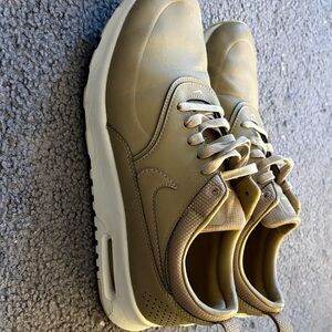 Women’s Nike air max Thea  Sneakers